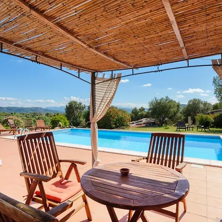 Stazzu Delle Aie Bilocale Grande Apartmán *
